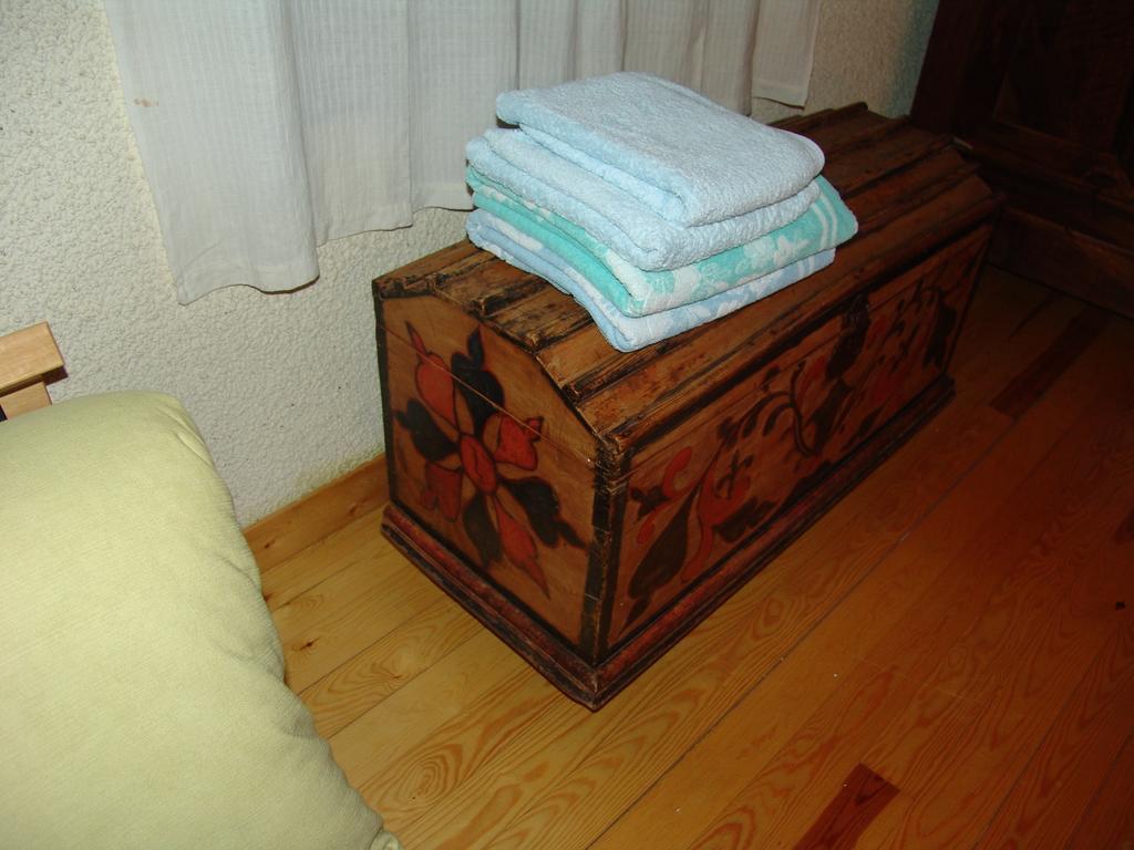 Hostal Casas de Zapatierno Espierba Habitación foto